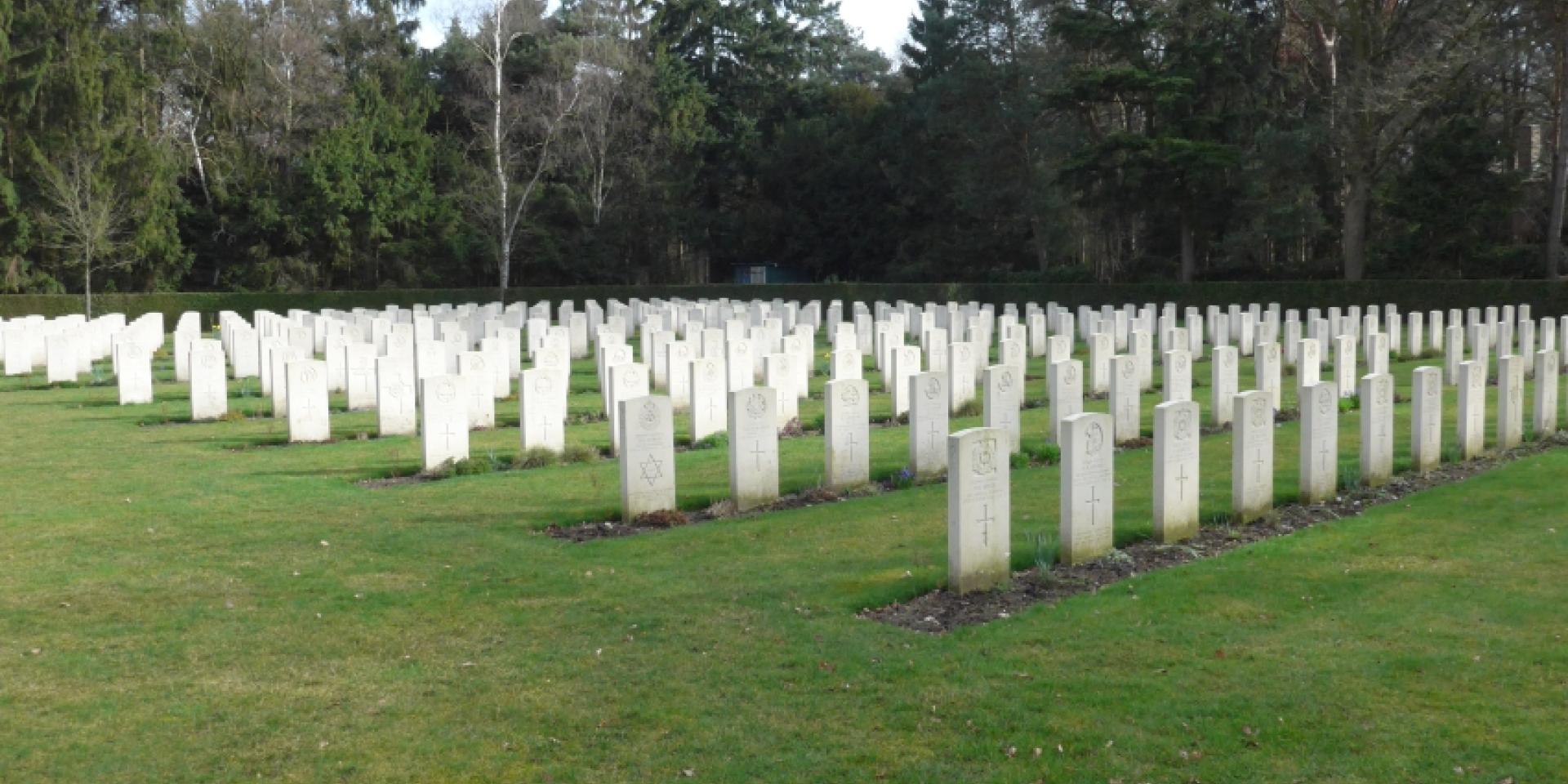 Herdenking 81 jaar bevrijding op Militaire Erebegraafplaats Venray